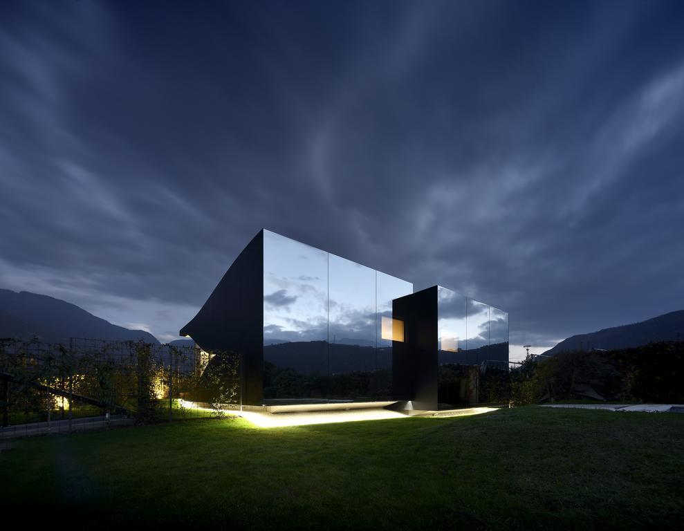 Mirror Houses Bolzano Exteriör bild